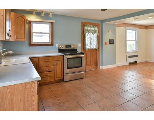 2 Violet Road Peabody, MA 01960 - Photo 10 of 18 Gallery Image 10