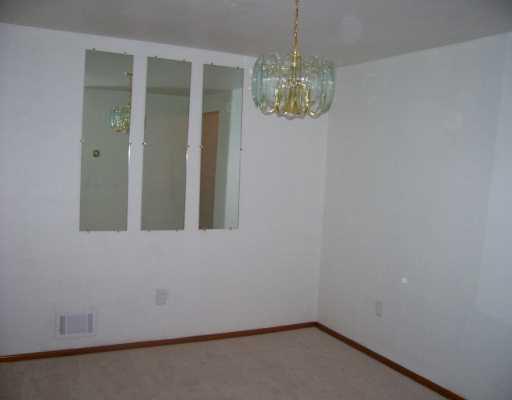 3105 McRoberts Road Castle Shannon, PA 15234 - Photo 3 of 8 Dining Room.