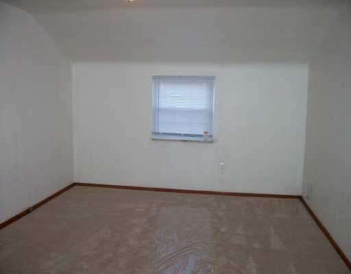 3105 McRoberts Road Castle Shannon, PA 15234 - Photo 5 of 8 Master Bedroom.