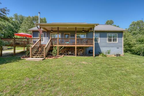 151 Creekfront Ln  