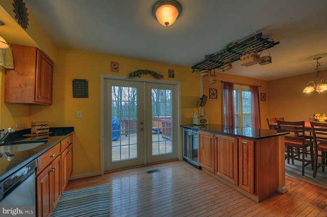 1290 Hardy Road Arnold, MD 21012 - Photo 13 of 27 Kitchen