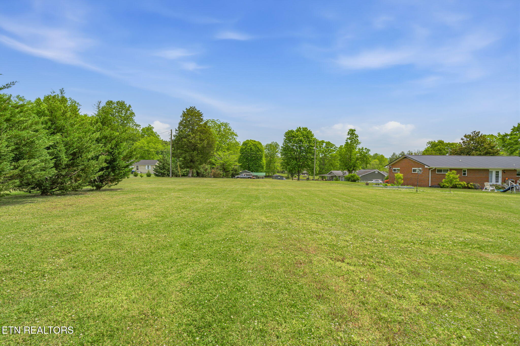 141 Cumberland Road Oliver Springs, TN 37840 - Photo 43 of 44 46-web-or-mls-141 Cumberland Road-47