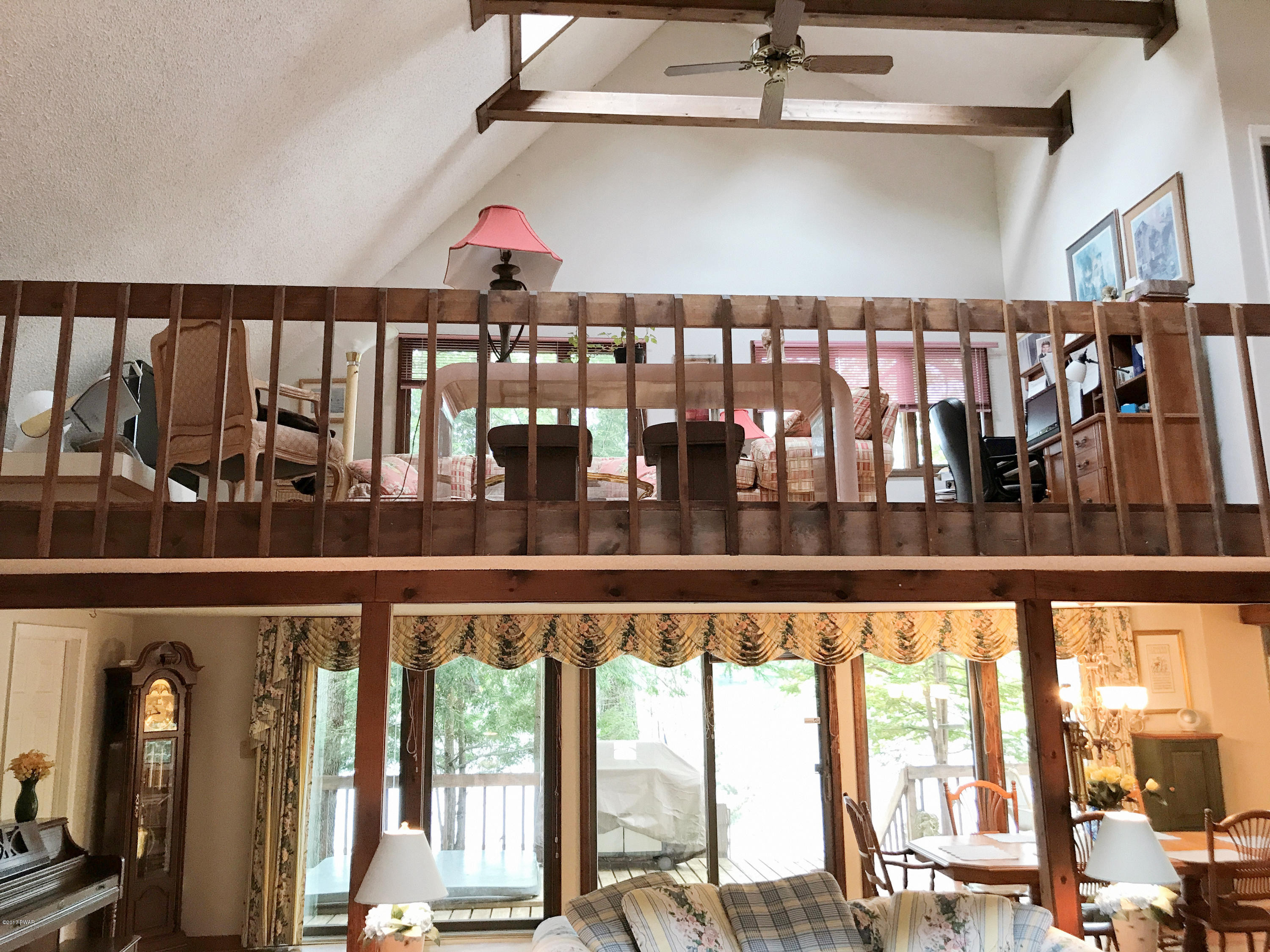 123 Rabbit Run Milford, PA 18337 - Photo 28 of 38 Cathedral Ceilings