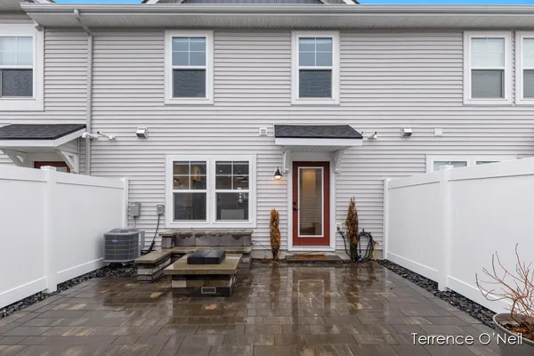 $345,000 | 6738 Promenade Street, Rockford, MI 49341