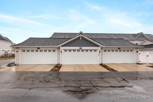 $345,000 | 6738 Promenade Street, Rockford, MI 49341