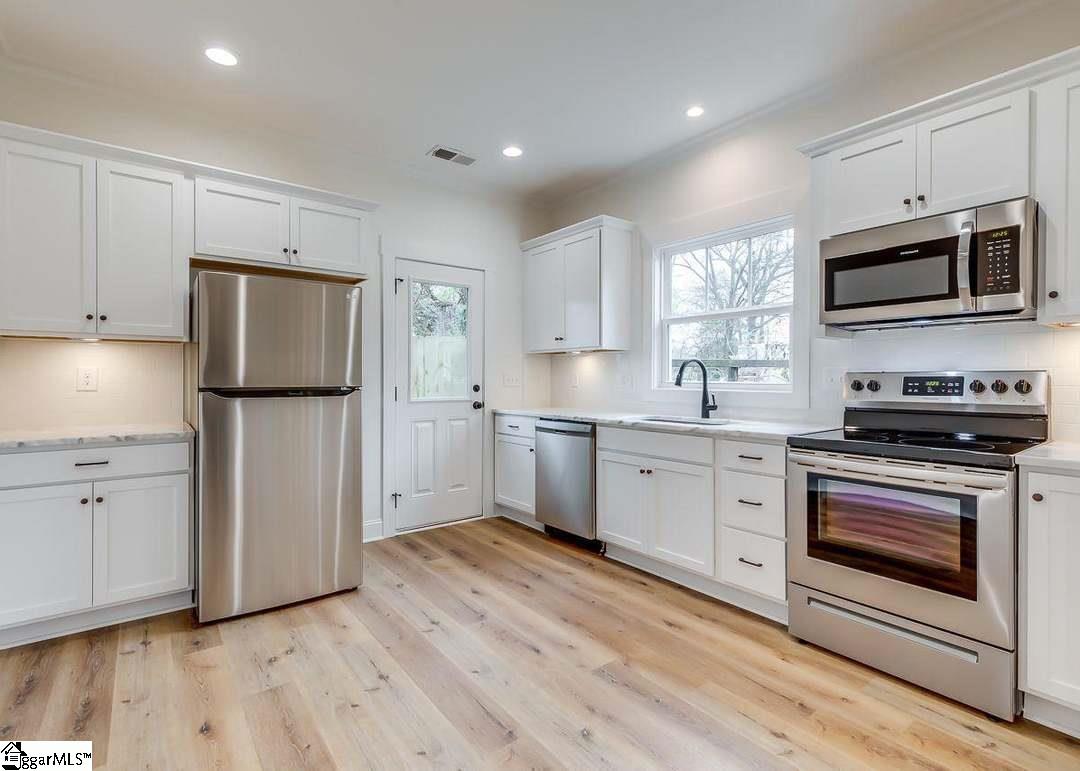 4 Hall Street Greenville, SC 29607 - Photo 7 of 14