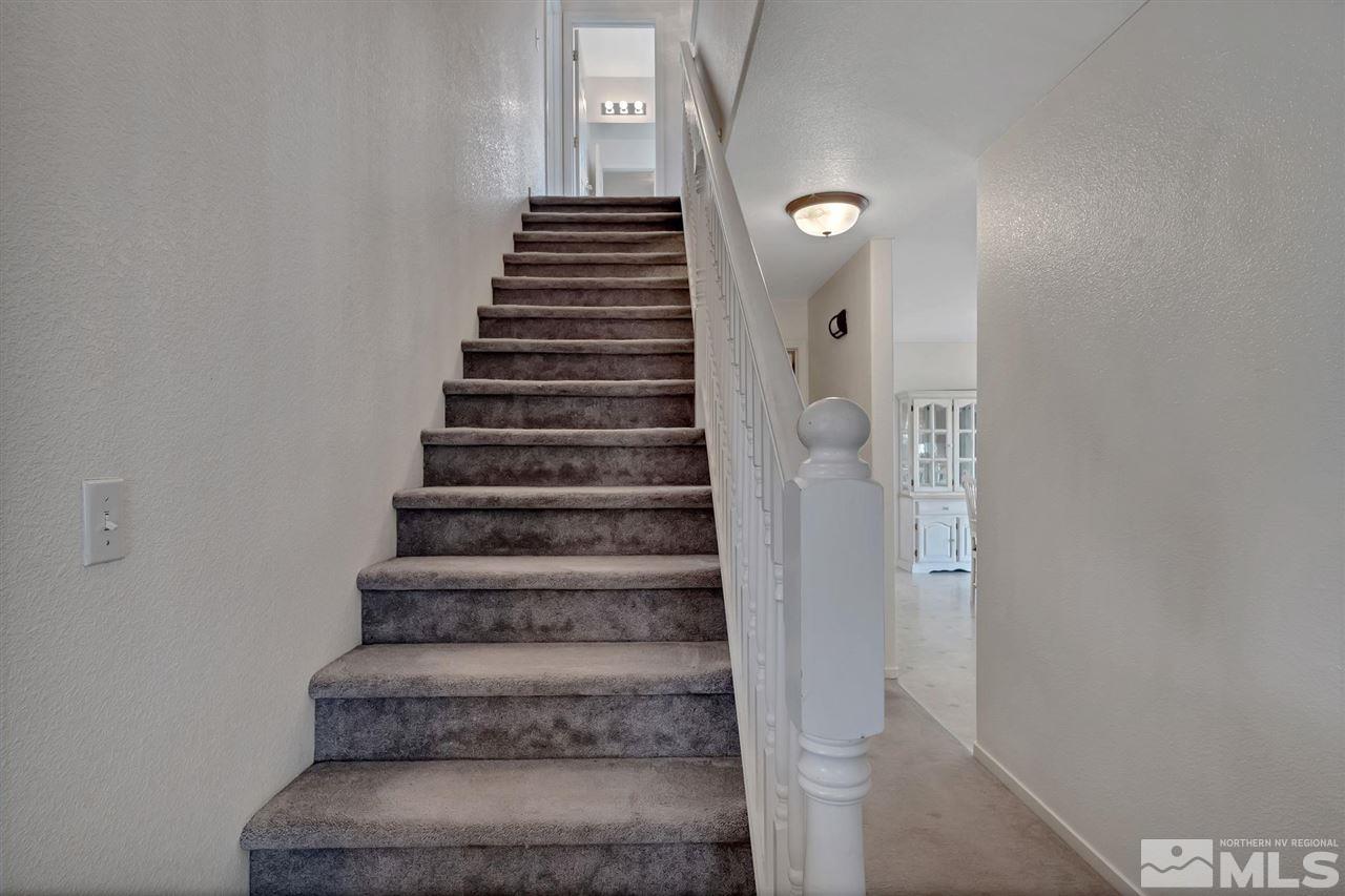 17795 Oakview Court Reno, NV 89508 - Photo 9 of 27 Photo 9