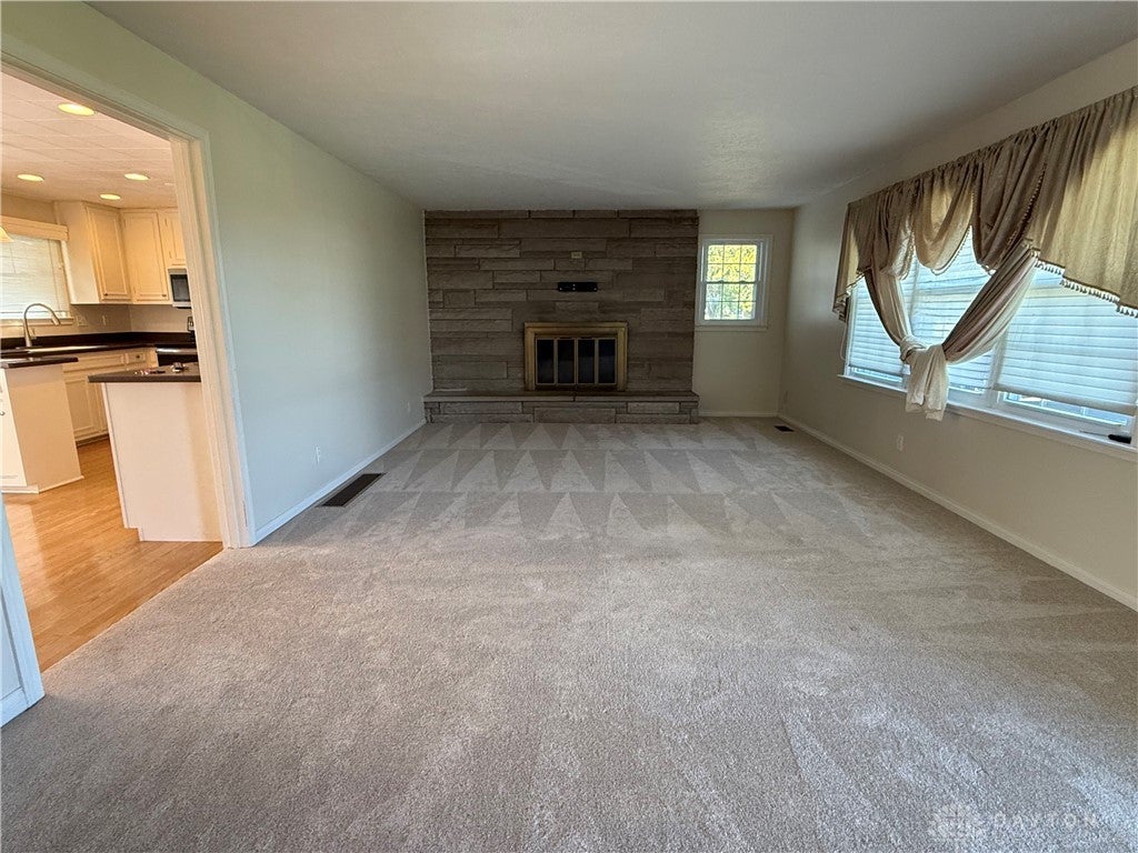 6162 Prairie Road Springfield, OH 45502 - Photo 5 of 40 Gallery Image 5