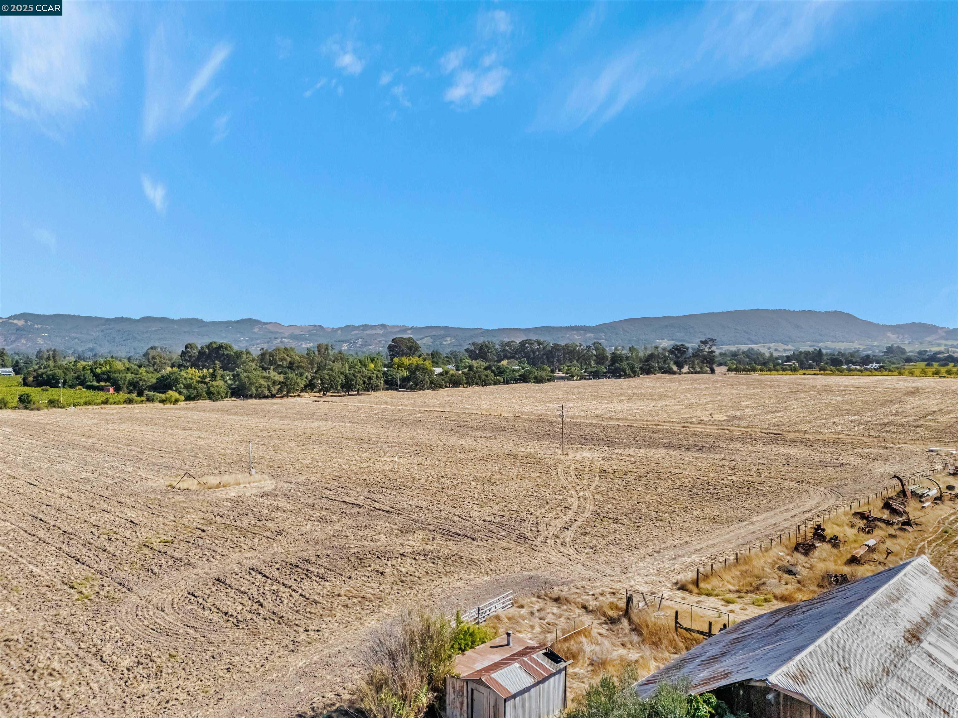 21200 Silva Road Sonoma, CA 95476 - Photo 28 of 41 a view of an ocean with city view