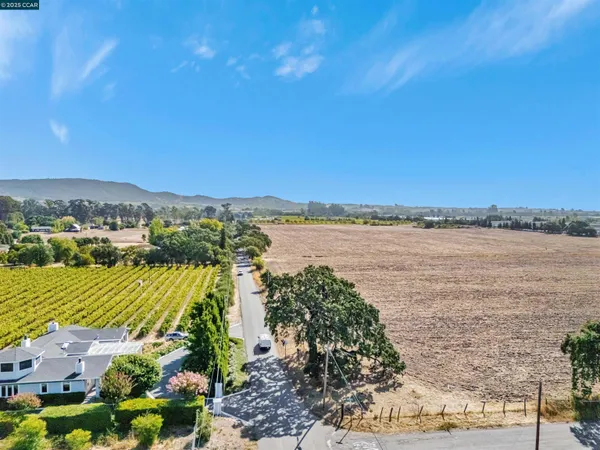 $6,900,000 | 21200 Silva Road, Sonoma, CA 95476