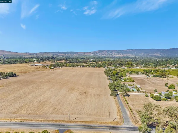 $6,900,000 | 21200 Silva Road, Sonoma, CA 95476