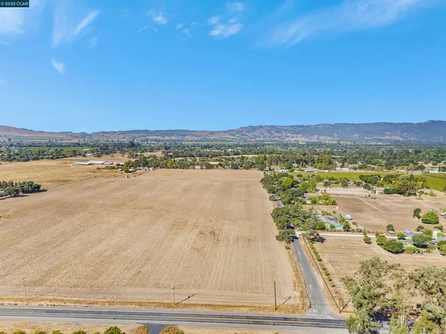 $7,400,000 | 21200 Silva Road, Sonoma, CA 95476