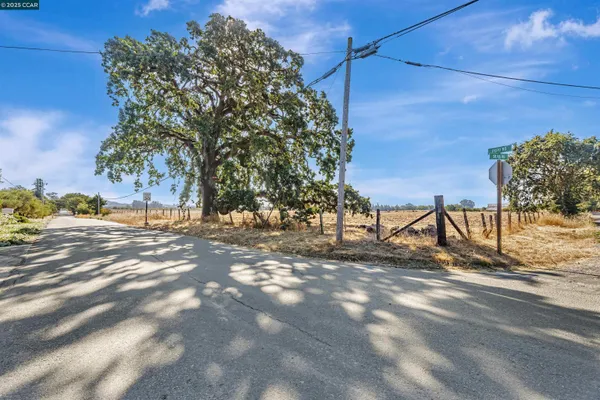 $6,900,000 | 21200 Silva Road, Sonoma, CA 95476