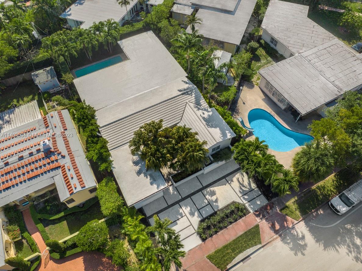 4741 Alton Road Miami Beach, FL 33140 - Photo 26 of 27 an aerial view of a house