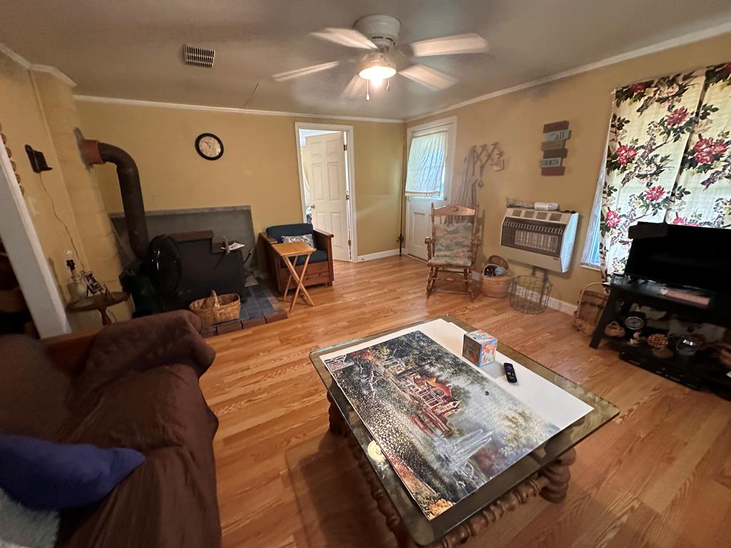 931 Countyline Church Road Southeast Floyd, VA 24091 - Photo 9 of 29 Gallery Image 9