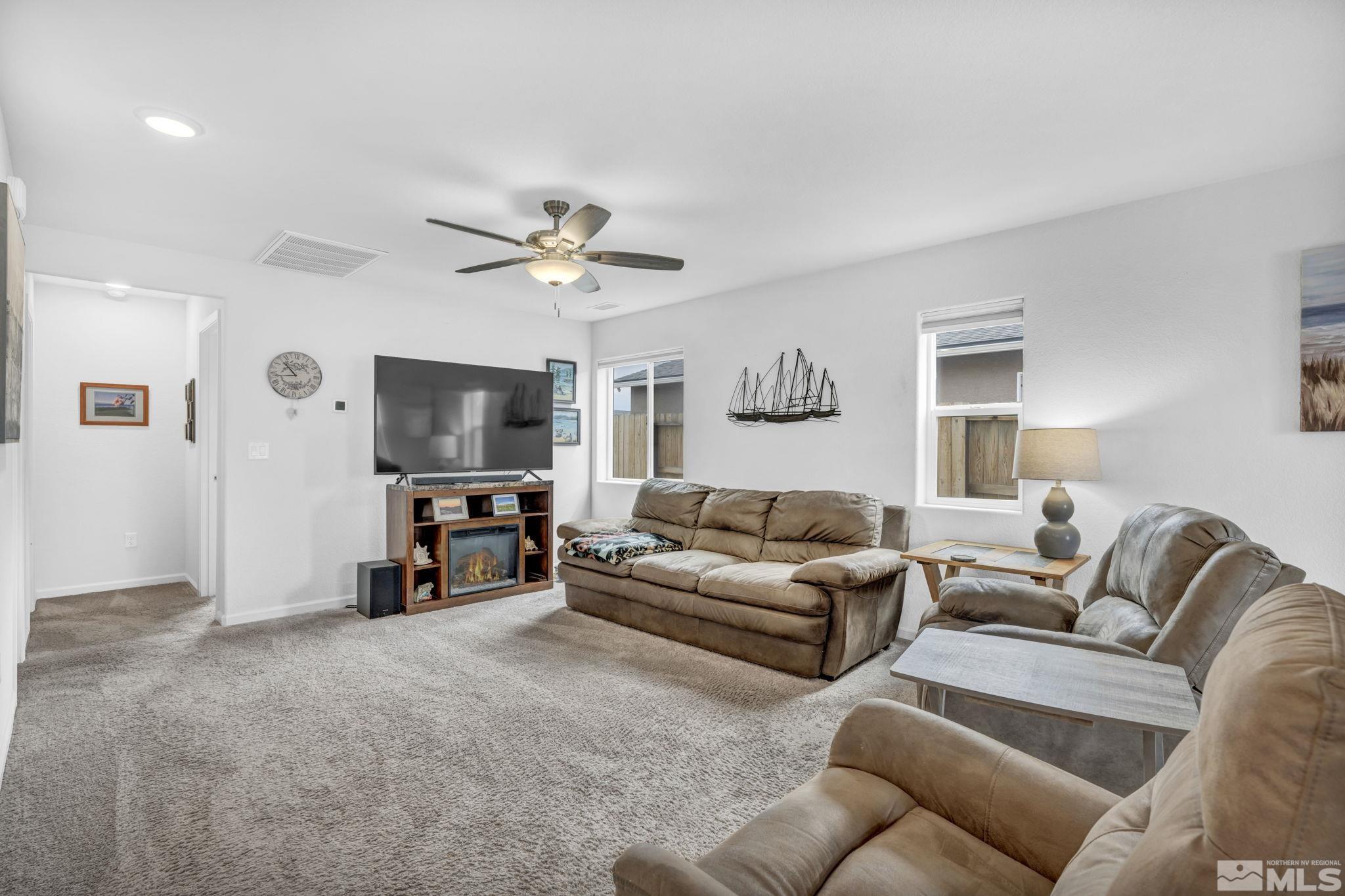 669 Goodsprings Drive Reno, NV 89506 - Photo 8 of 17 Photo 8