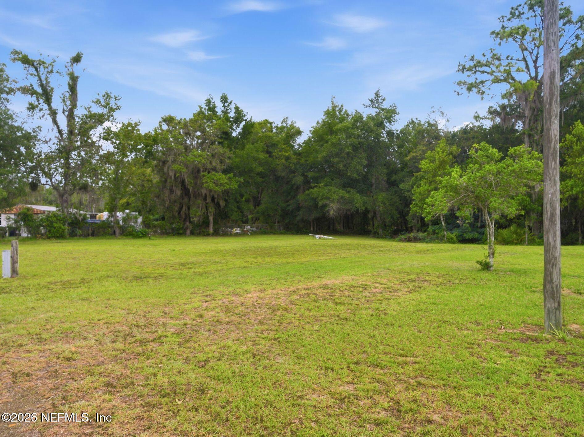 334 7th Way Interlachen, FL 32148 - Photo 34 of 37 46-web-or-mls-P1038723 James Worthington