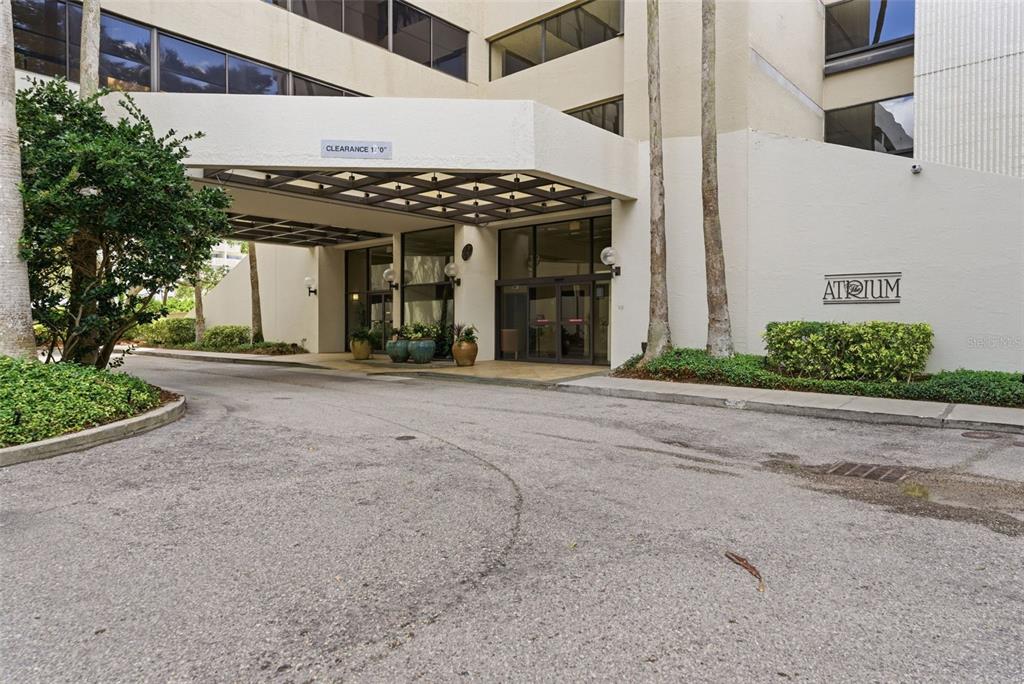 2413 Bayshore Boulevard, Unit 1004 Tampa, FL 33629 - Photo 2 of 50