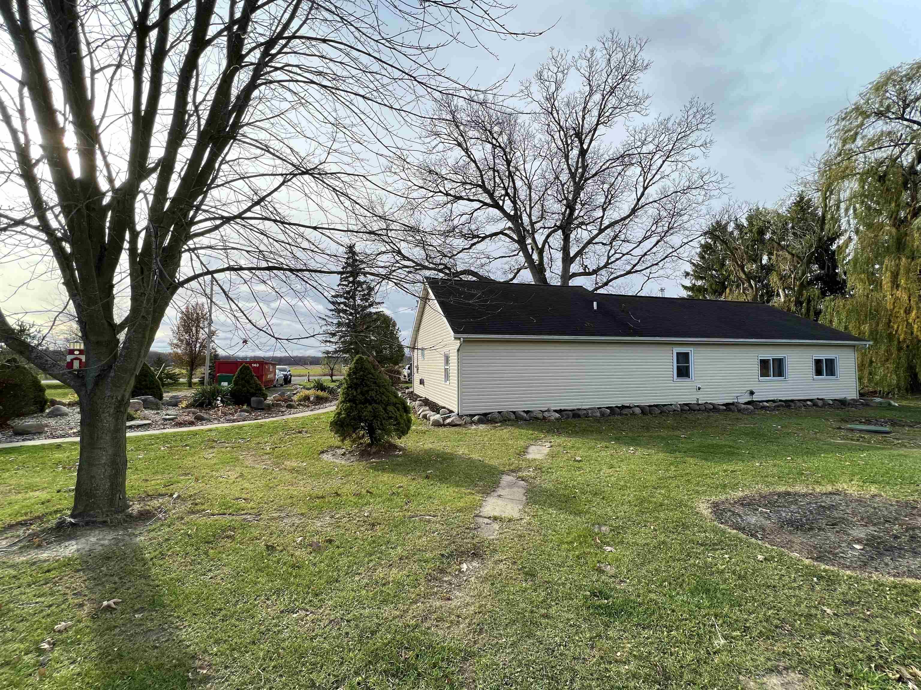 4520 West Hibbard Road Owosso, MI 48867 - Photo 49 of 55 50095792-48.JPG