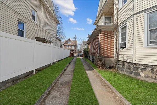 $1,199,000 | 87-45 114th Street | Richmond Hill