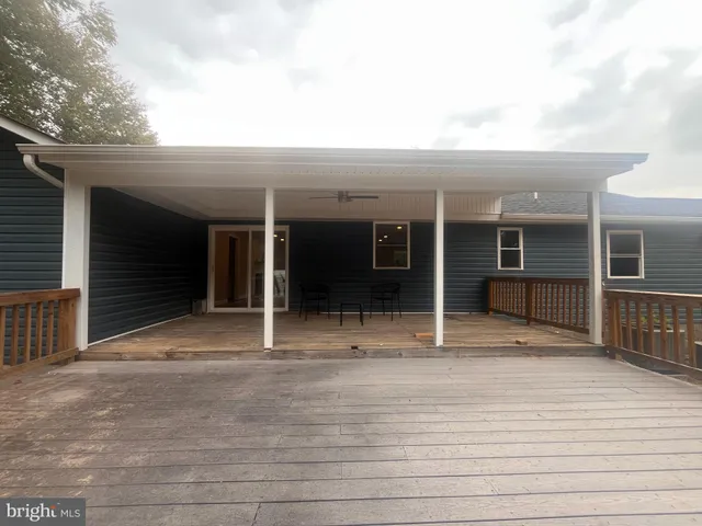 $560,000 | 28542 Raccoon Ford Road, Burr Hill, VA 22433