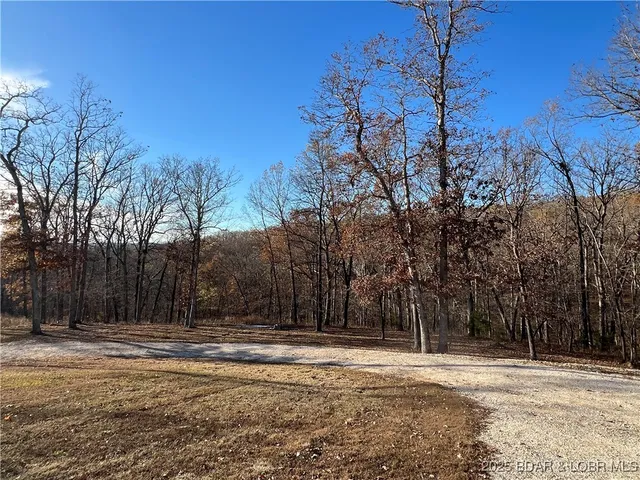 $469,900 | 23013 Rock Bluff Drive, Richland, MO 65556