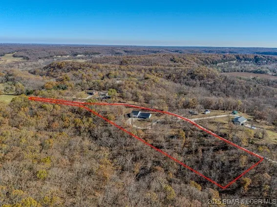 $469,900 | 23013 Rock Bluff Drive, Richland, MO 65556