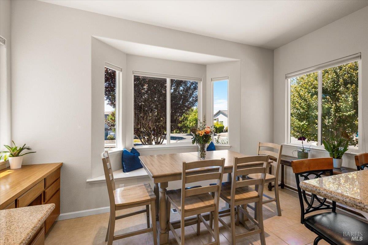 2462 Forse Lane Santa Rosa, CA 95404 - Photo 13 of 36