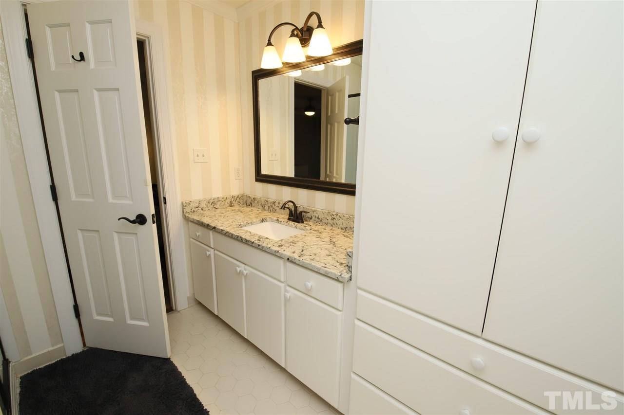 2800 Rue Sans Famille Raleigh, NC 27607 - Photo 20 of 27