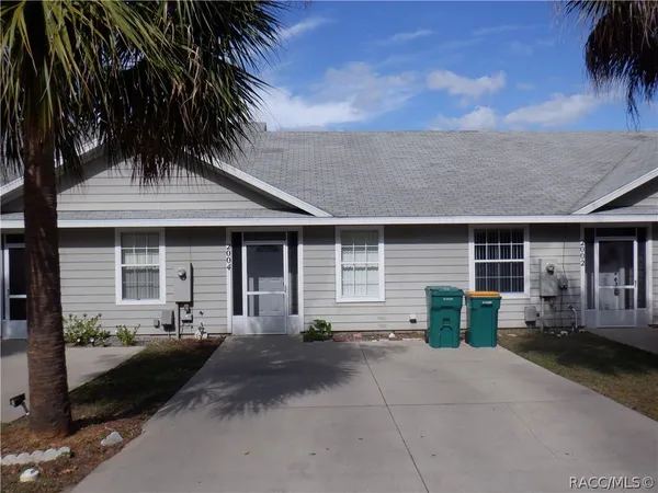 $1,350 | 2004 Silverwood Street, Inverness, FL 34453