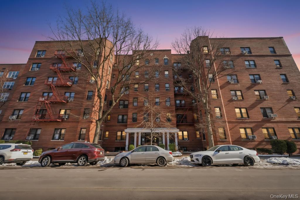 100-10 67th Road, Unit 4 Queens, NY 11375 - Photo 4 of 27