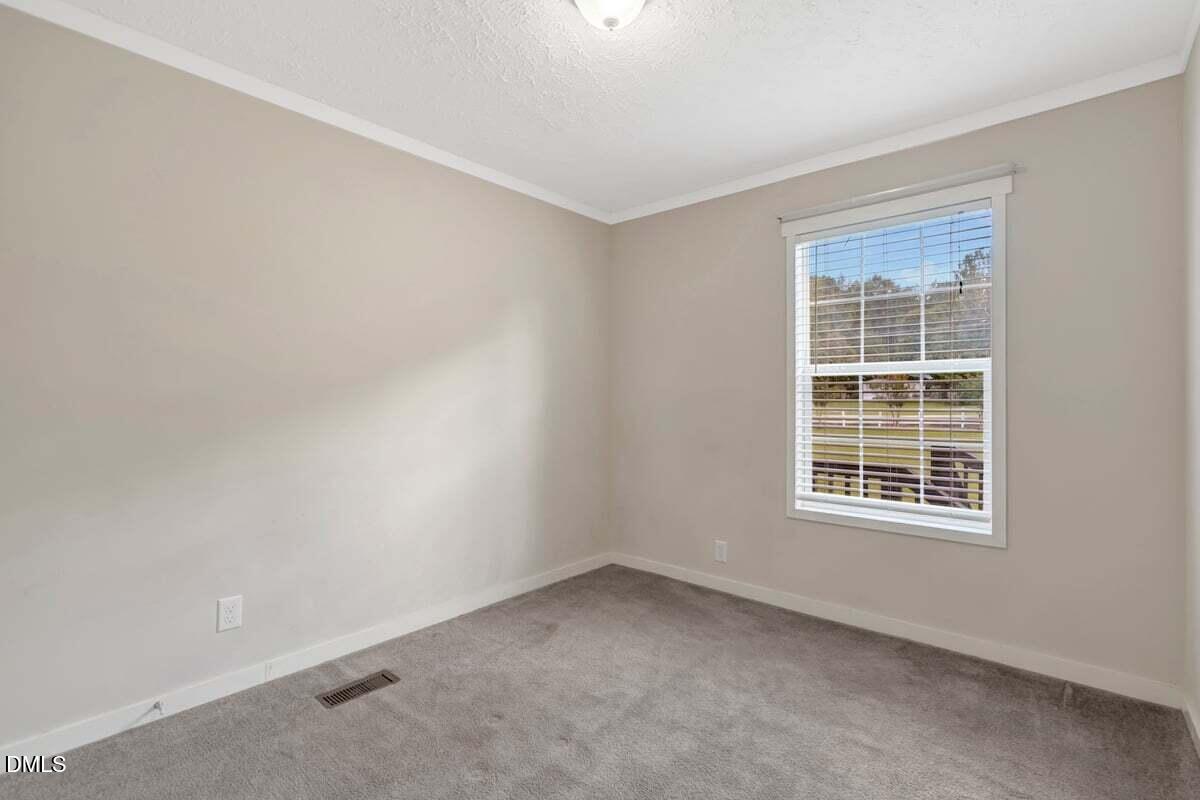 5766 Raleigh Road Kittrell, NC 27544 - Photo 17 of 33 DSC03816