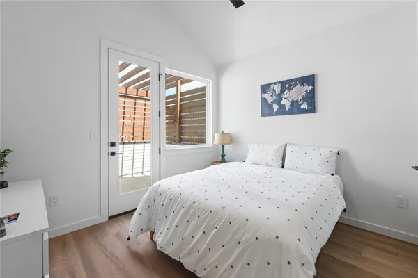 $3,895 | 506 Krebs Lane, Unit 2, Austin, TX 78704