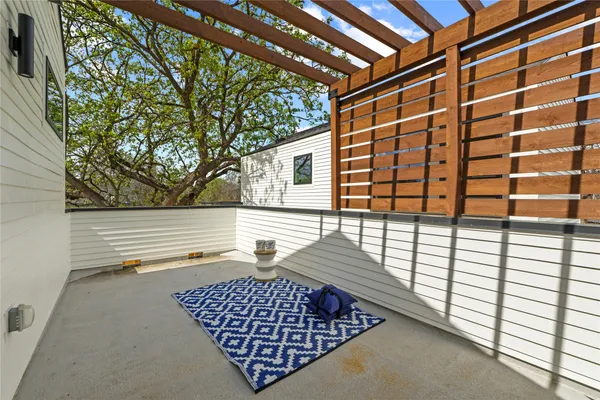 $3,895 | 506 Krebs Lane, Unit 2, Austin, TX 78704