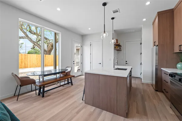 $3,895 | 506 Krebs Lane, Unit 2, Austin, TX 78704