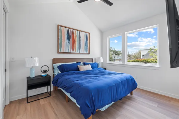 $3,895 | 506 Krebs Lane, Unit 2, Austin, TX 78704