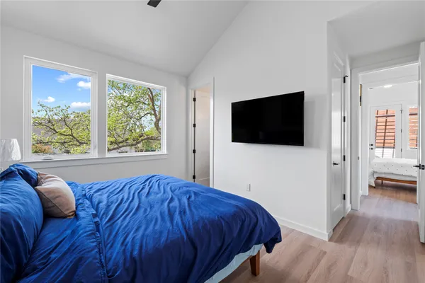 $3,895 | 506 Krebs Lane, Unit 2, Austin, TX 78704