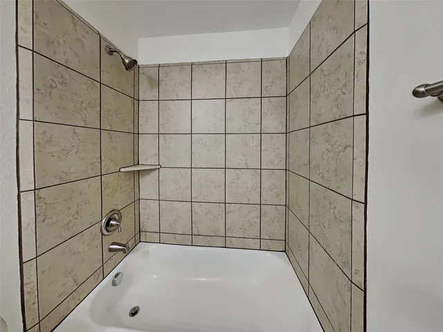 $1,815 | 232 Country Crossing Circle, Magnolia, TX 77354