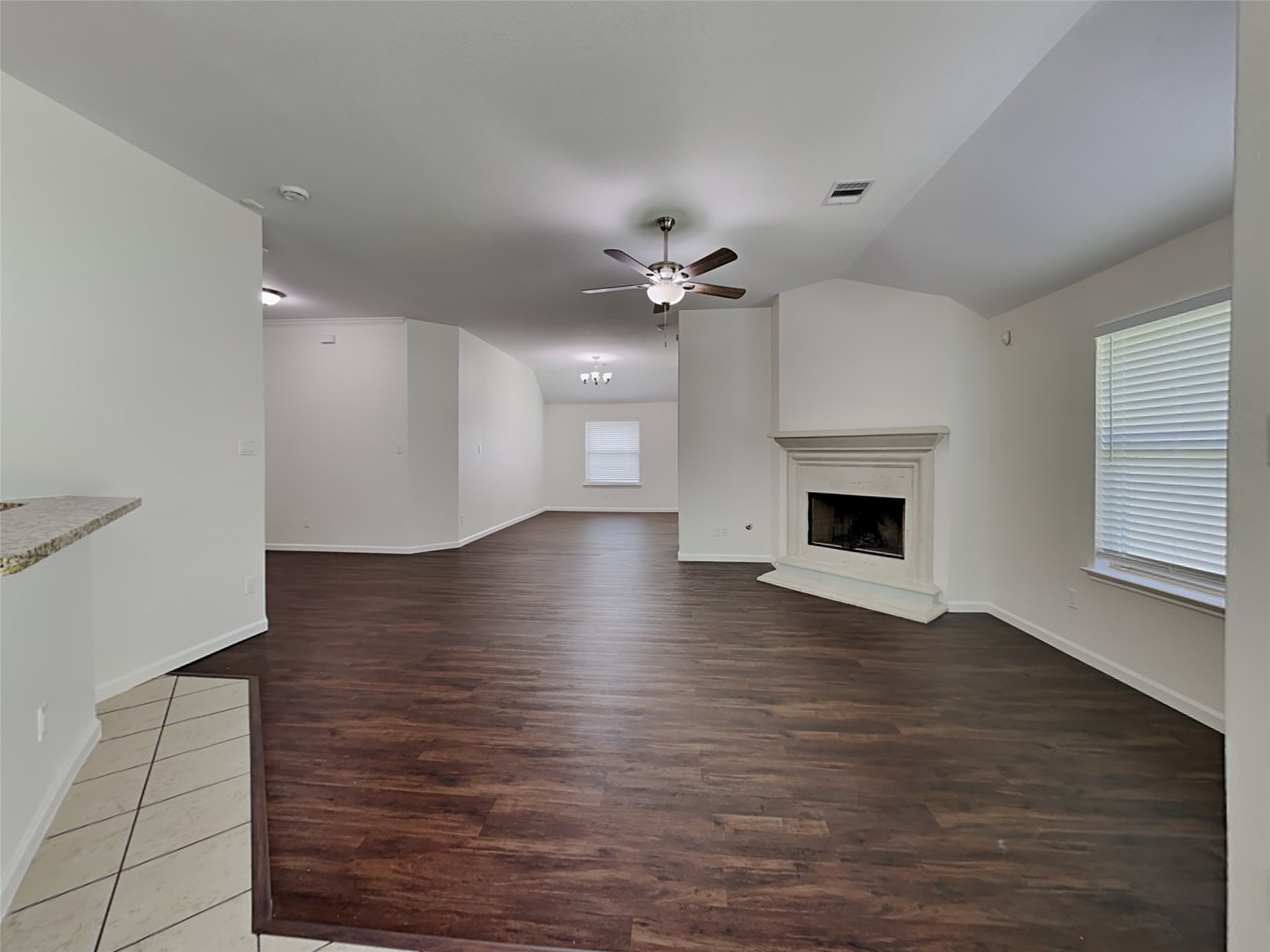 232 Country Crossing Circle Magnolia, TX 77354 - Photo 4 of 18