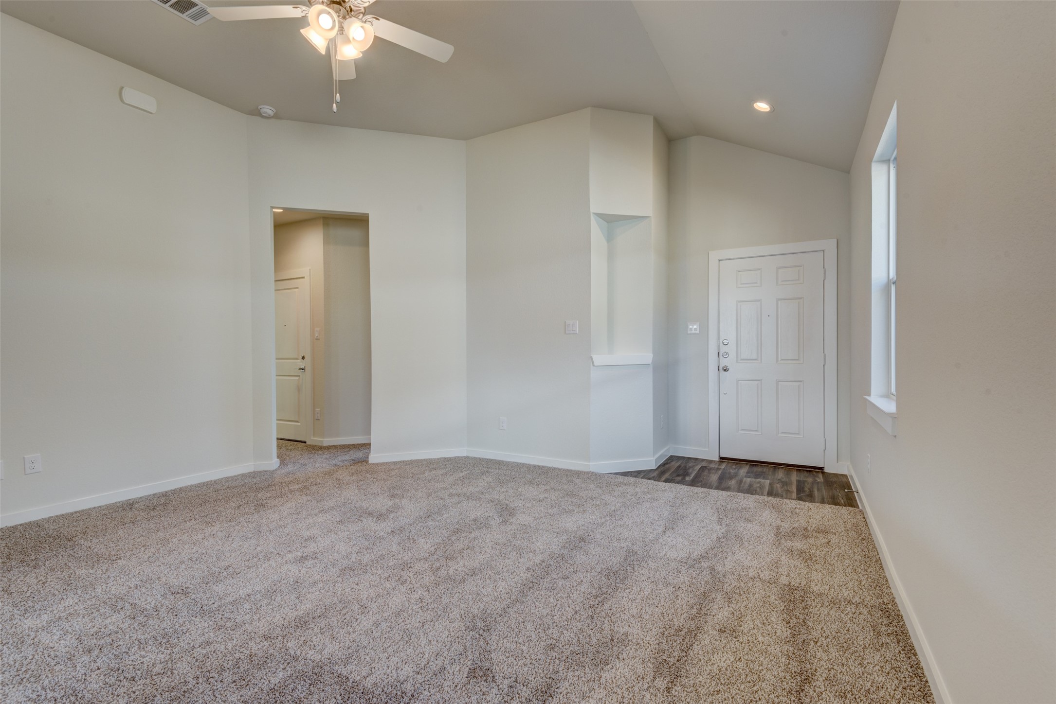7851 Grand Louis Way Spring, TX 77379 - Photo 5 of 20