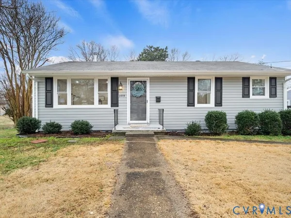 $299,000 | 309 West Ellerslie Avenue, Colonial Heights, VA 23834