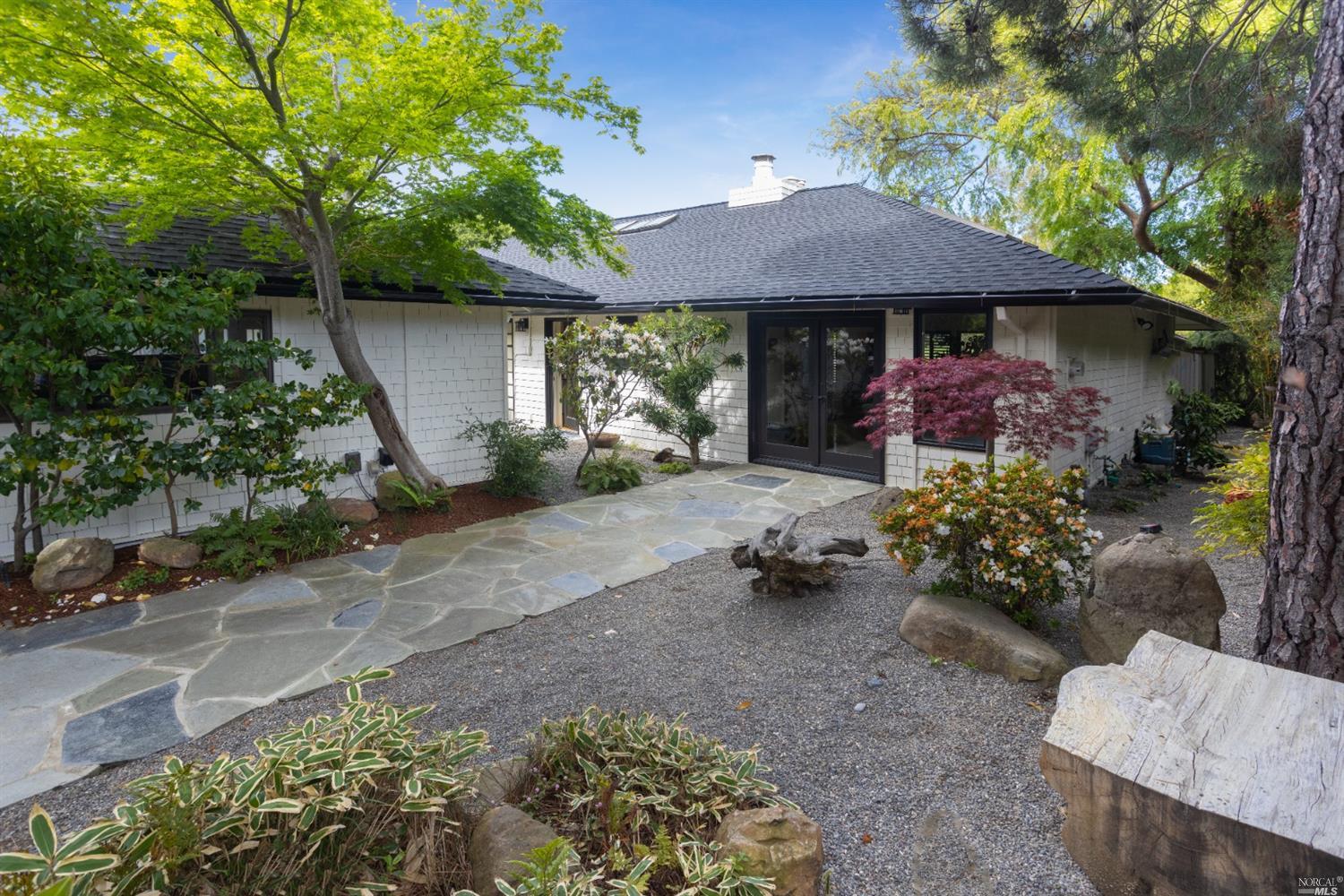 389 Riviera Drive San Rafael, CA 94901 - Photo 1 of 1 Gallery Image 1