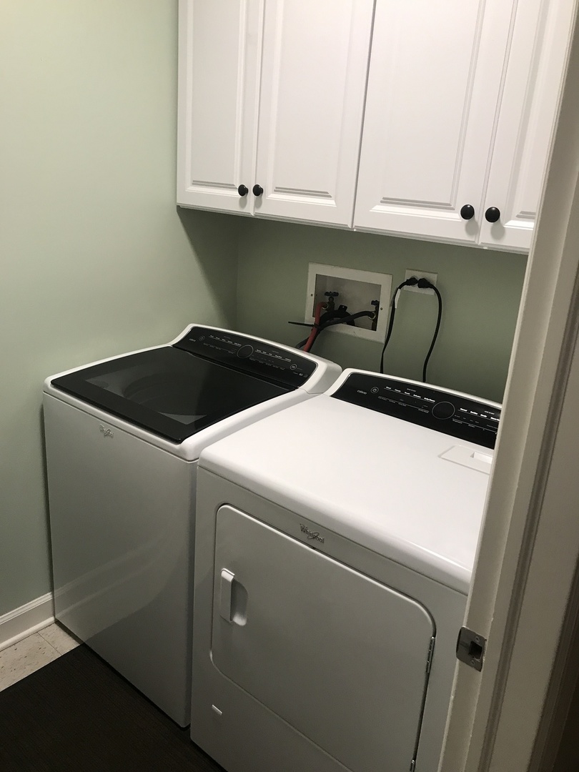 346 West Huron Street, Unit A Chicago, IL 60654 - Photo 13 of 23