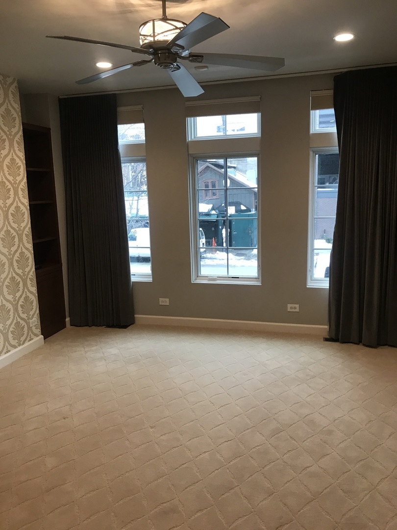 346 West Huron Street, Unit A Chicago, IL 60654 - Photo 14 of 23