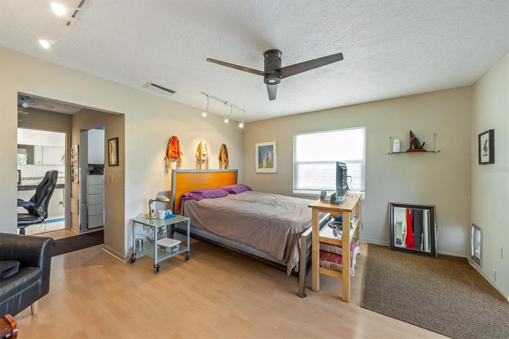 725 Holly Road Anna Maria, FL 34216 - Photo 11 of 24 Gallery Image 11