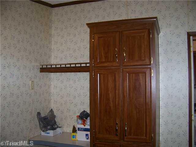 184 Glass Road Mount Airy, NC 27030 - Photo 4 of 13 Kitchen.