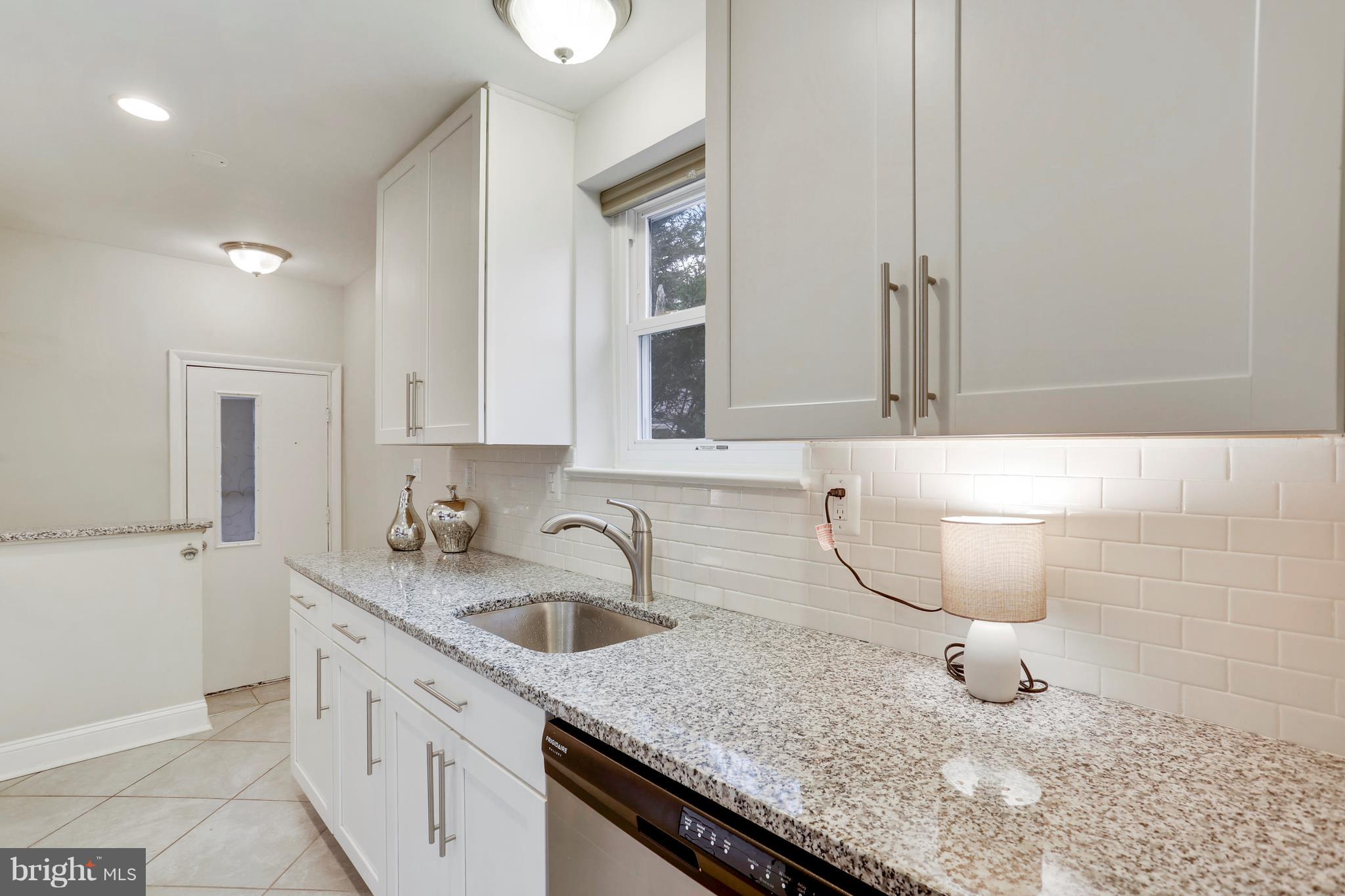 1804 Eldon Lane Silver Spring, MD 20902 - Photo 6 of 44 Gallery Image 6