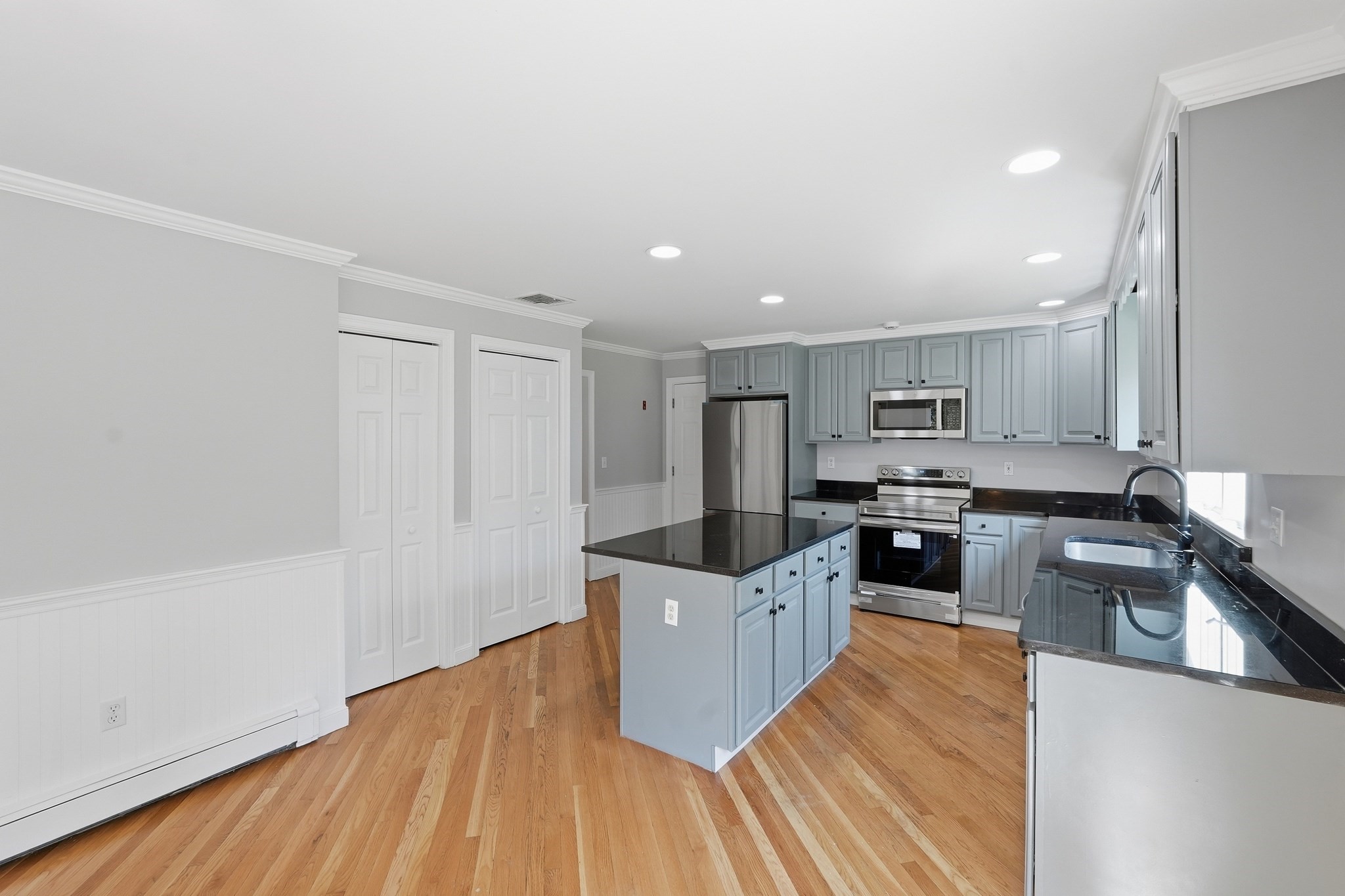 89 Brush Hill Road Sherborn, MA 01770 - Photo 5 of 42 Gallery Image 5