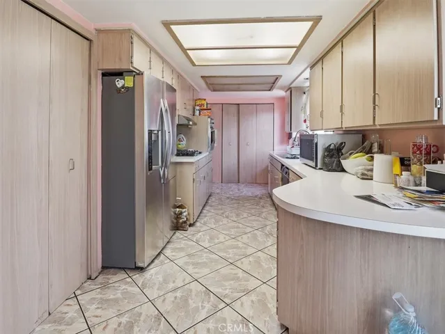 $950,000 | 12071 Acacia Avenue, Garden Grove, CA 92840