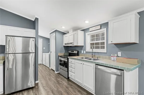 $179,900 | 3716 North Christie Road, Austin, IN 47102